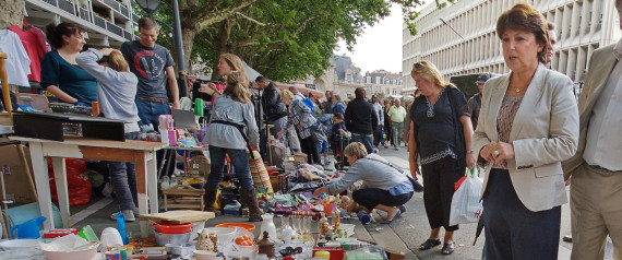 COMMERCE-TOURISME-BRADERIE