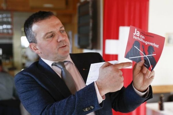 walter-wobmann-suisse-voile-interdiction-653x400