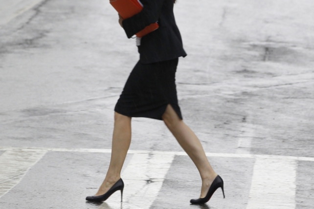 talons-emploi-femme_590470