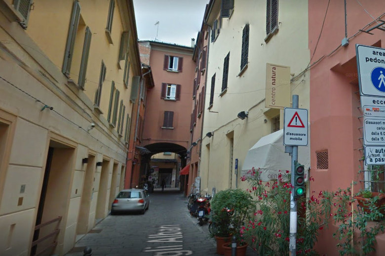 Scarica Gratis Images Bologne La Mauvaise Blague D Un Restaurant Italien Pour La actualisé par