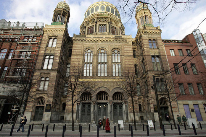 View of Berlin's New Synagogue dated 16