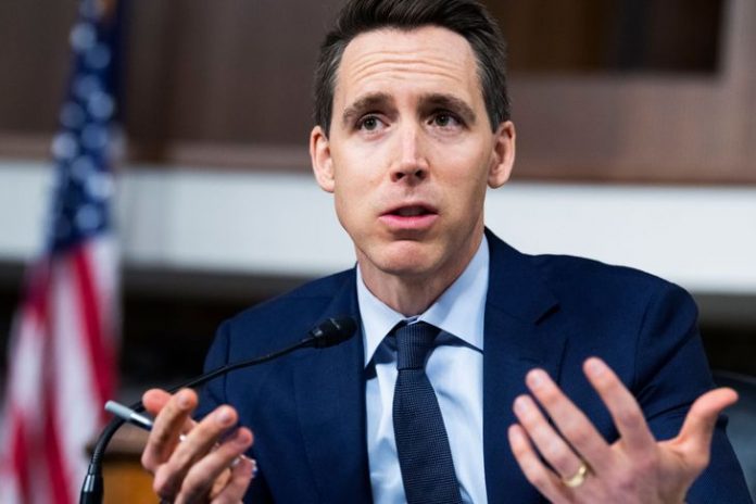 senateur-Josh-Hawley_0