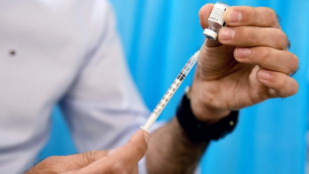 FRANCE-HEALTH-VIRUS-VACCINE