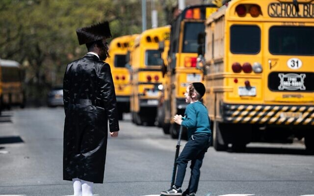 US-HEALTH-MEASLES-VACCINES-RELIGION
