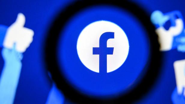 RUSSIA-US-EU-FACEBOOK-INTERNET-METAVERSE