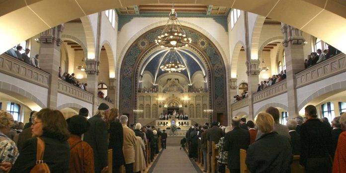 GERMANY BERLIN SYNAGOGUE